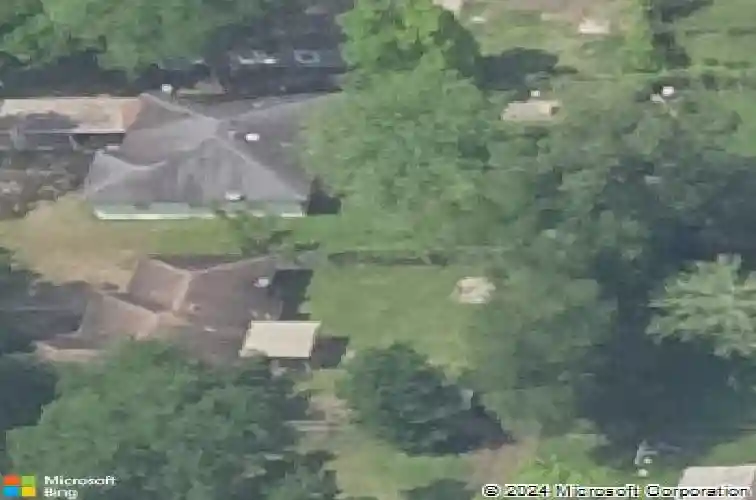 5 circle e, orange,  TX 77630