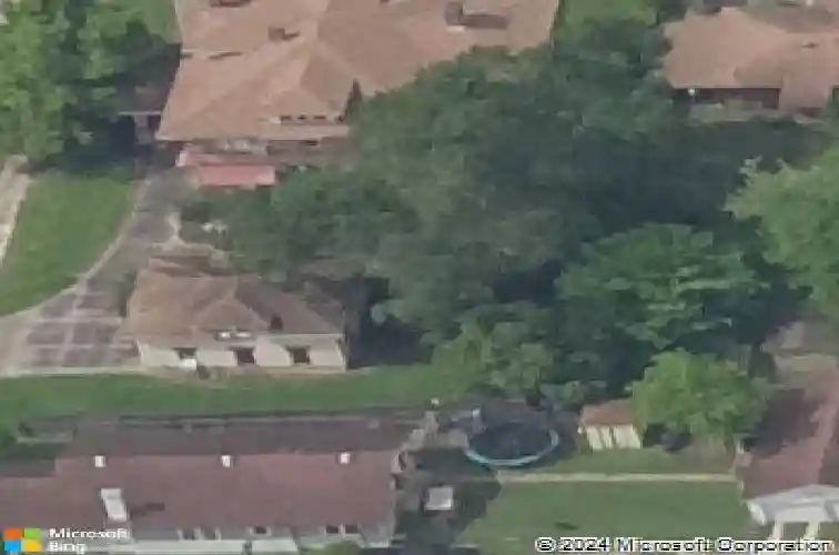 906 6th st, orange,  TX 77630