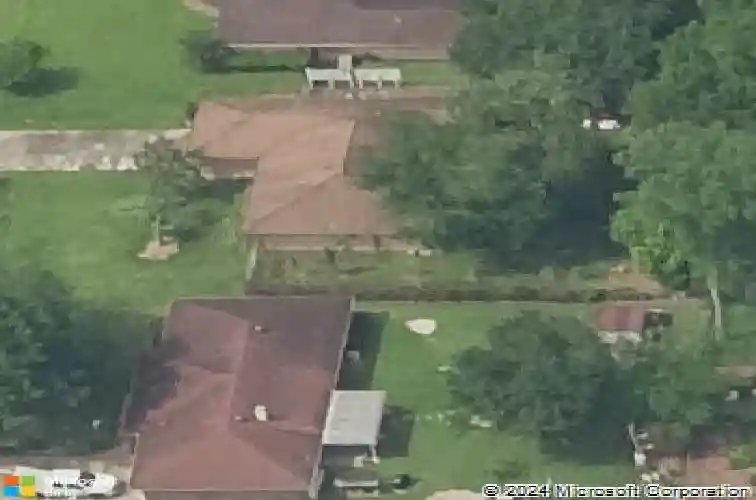 6804 lancaster dr, orange,  TX 77632