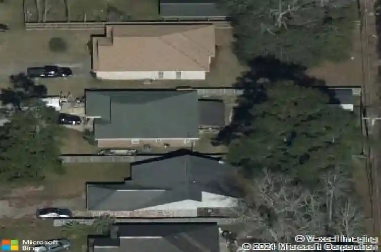 435 needles st, vidor,  TX 77662
