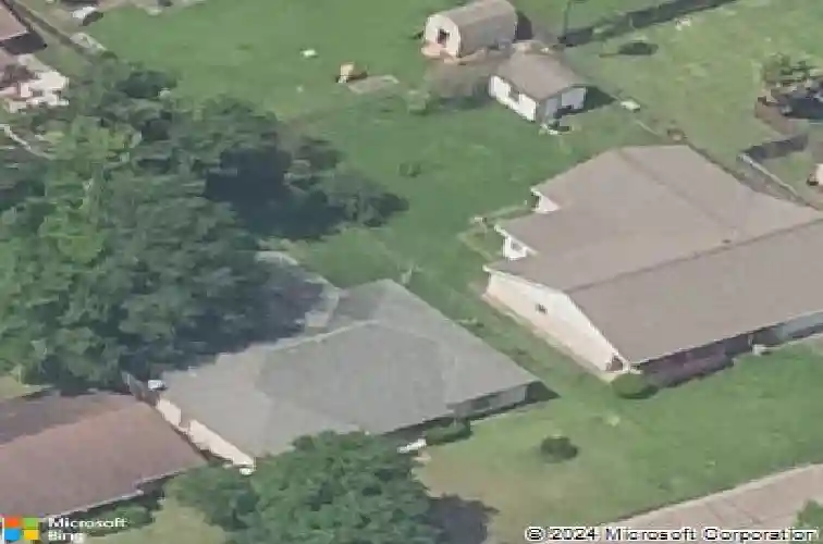 1916 w decker ave, orange,  TX 77632