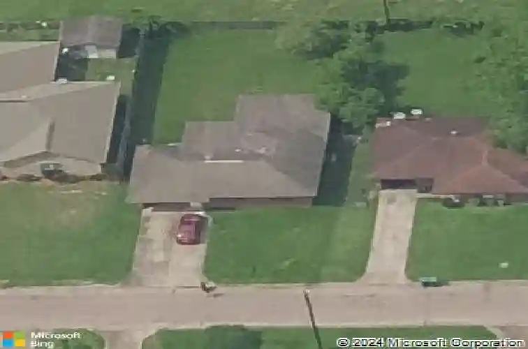 1004 cooper dr, orange,  TX 77630