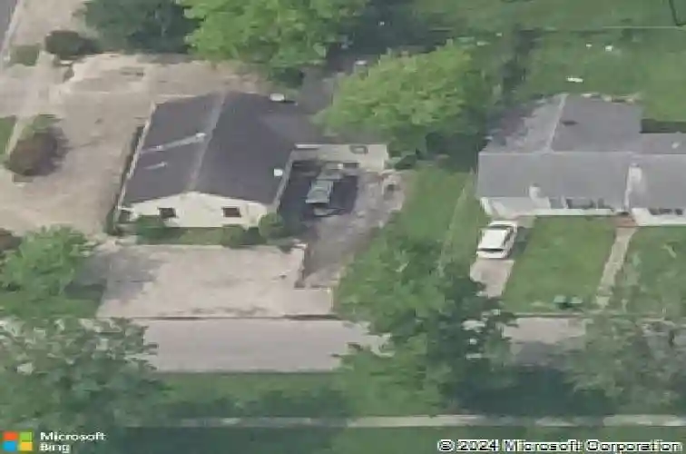 2402 n 16th st, orange,  TX 77630