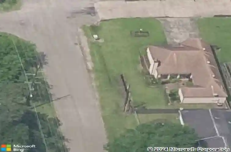 2707 terrace cir, west orange,  TX 77630