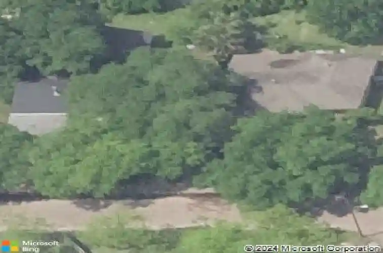 9 circle p, orange,  TX 77630