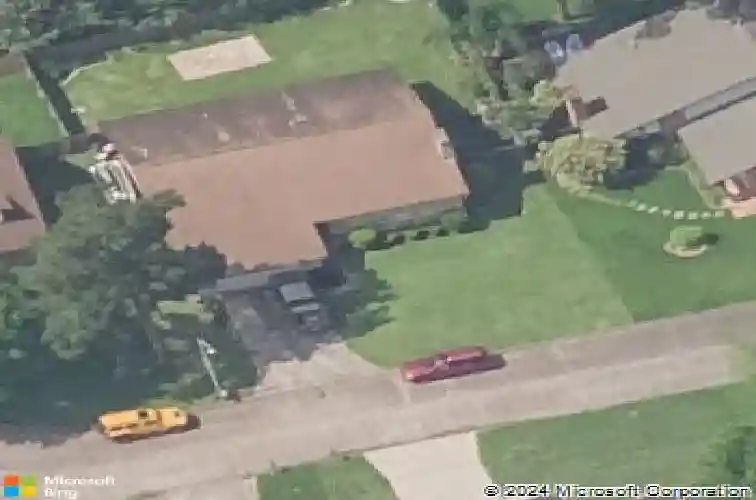 2208 spring oak ln, orange,  TX 77632