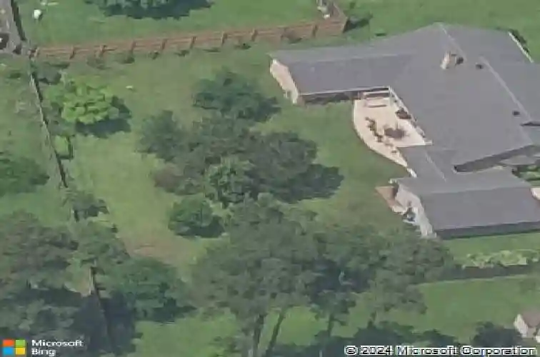 8209 chaucer dr, orange,  TX 77632