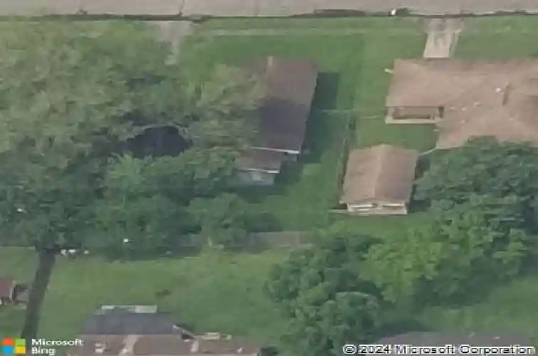 519 camellia ave, orange,  TX 77630
