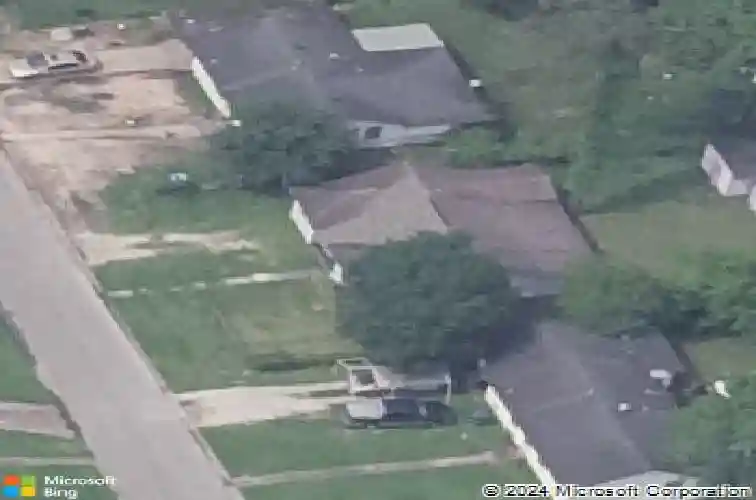 2210 pacific st, orange,  TX 77630