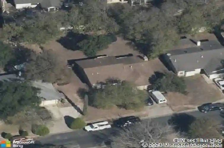 5106 lambs ln, austin,  TX 78744