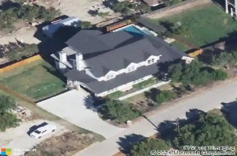 404 rogart dr, spicewood,  TX 78669