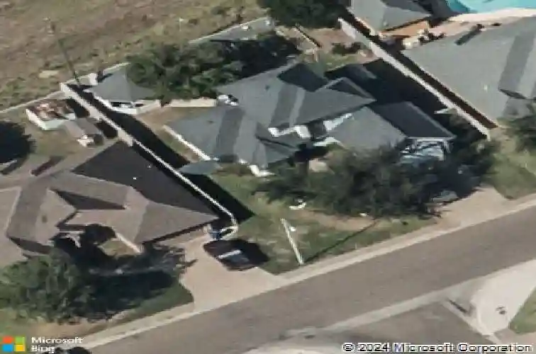 1524 summit dr, laredo,  TX 78045