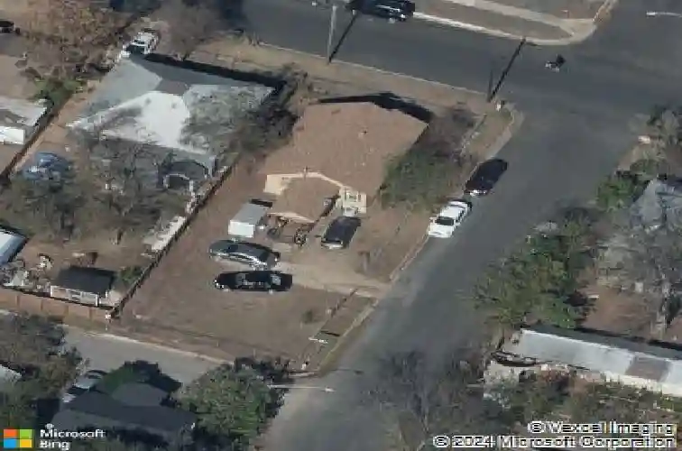 1917 e 11th st, austin,  TX 78702