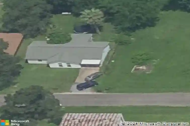 305 circle dr, bridge city,  TX 77611
