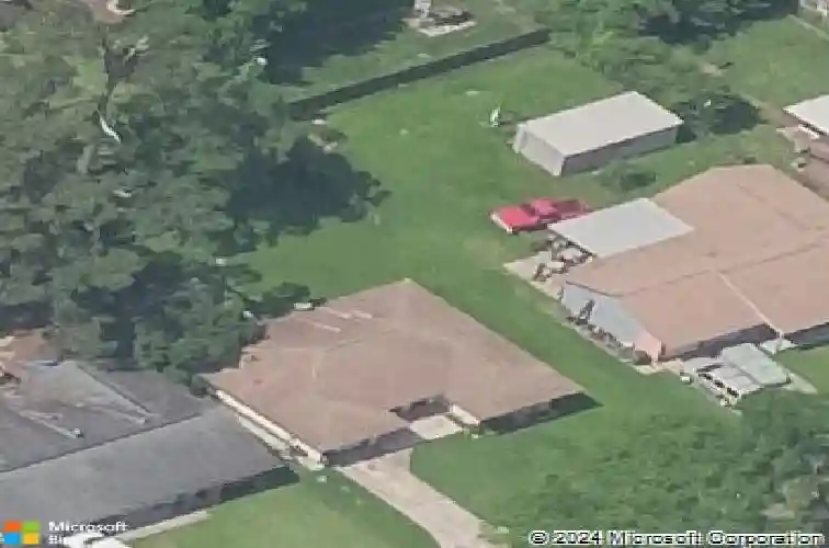 1900 wildwood ave, orange,  TX 77632