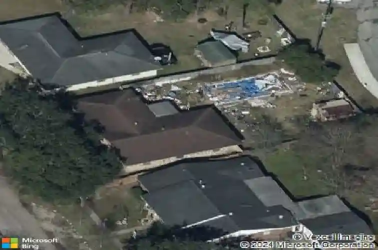 890 travis st, vidor,  TX 77662