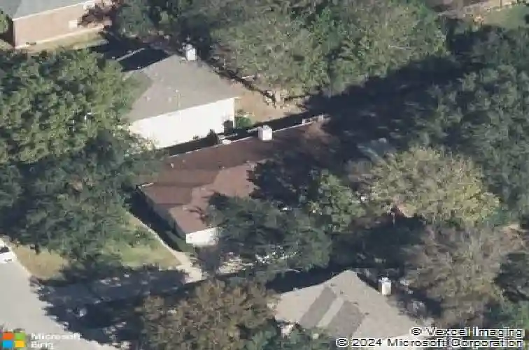 208 sailors run, lakeway,  TX 78734