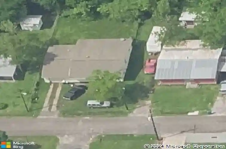 2910 dowling st, west orange,  TX 77630