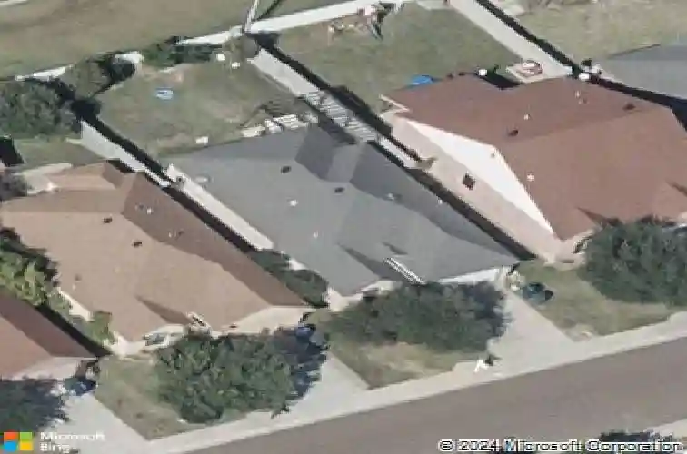 1520 denmark ln, laredo,  TX 78045