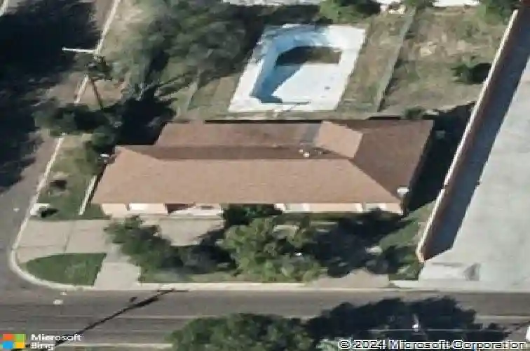 2702 e stewart st, laredo,  TX 78043