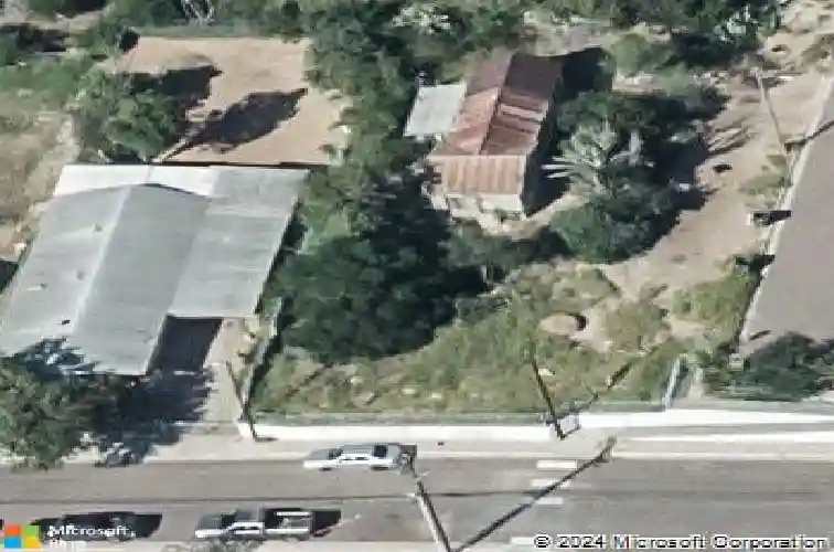 520 okane st, laredo,  TX 78040