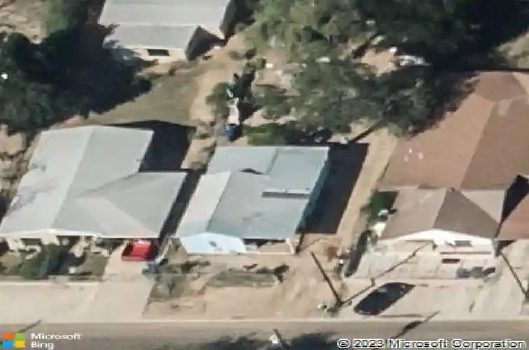 1006 e stewart st, laredo,  TX 78040