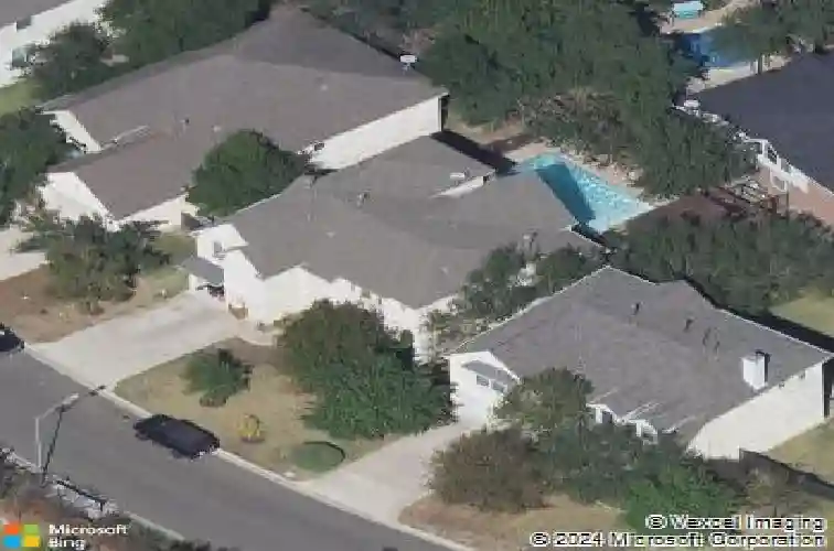 7604 menler dr, austin,  TX 78735