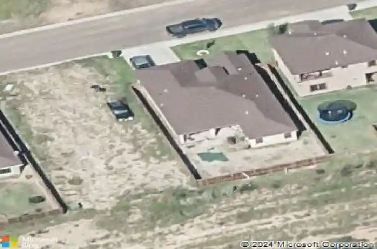 2017 port san angelo dr, laredo,  TX 78045