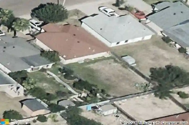 711 royal palm, laredo,  TX 78045