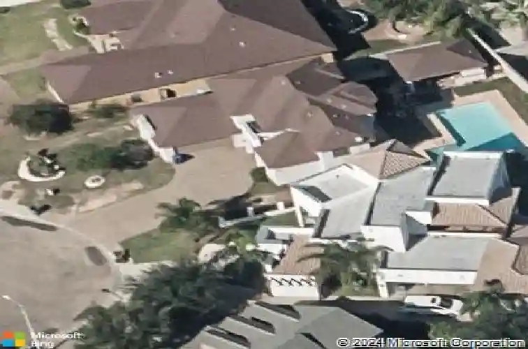 9827 spindrift dr, laredo,  TX 78045