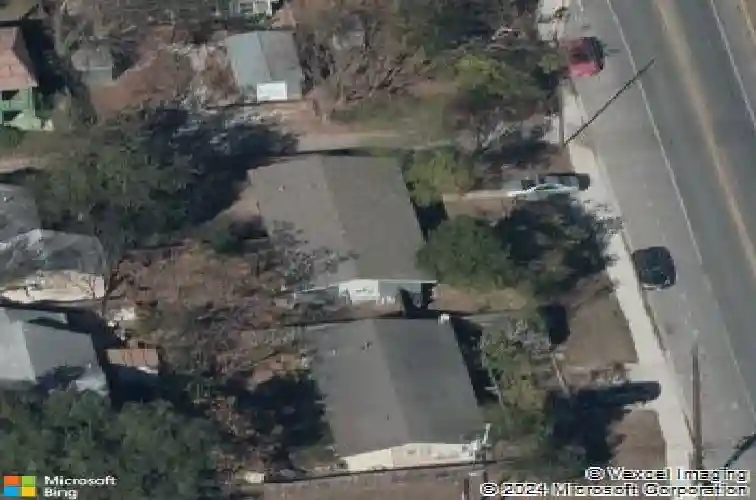 2004 chestnut ave
                                ,Unit 1, austin,  TX 78722