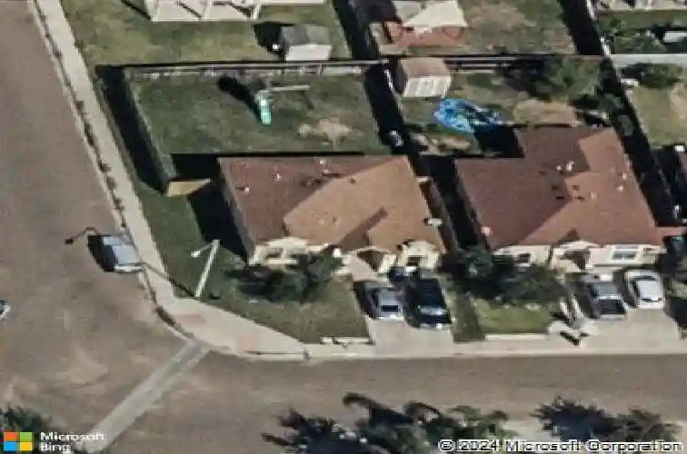 6033 catedral loop, laredo,  TX 78043