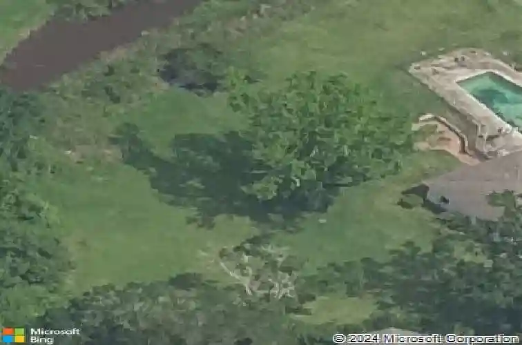 445 s inwood dr, bridge city,  TX 77611