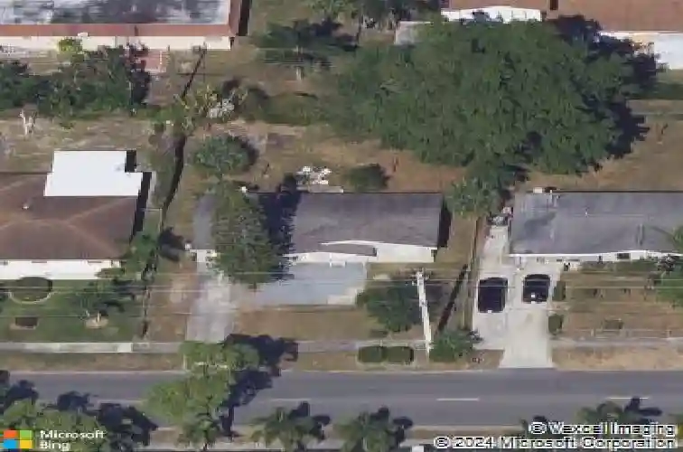 913 se 10th st, stuart,  FL 34994