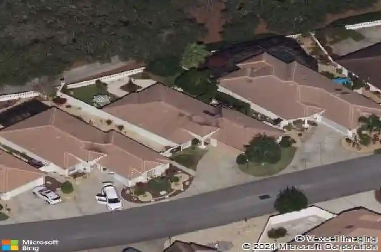 1327 santa maria ave, lady lake,  FL 32159