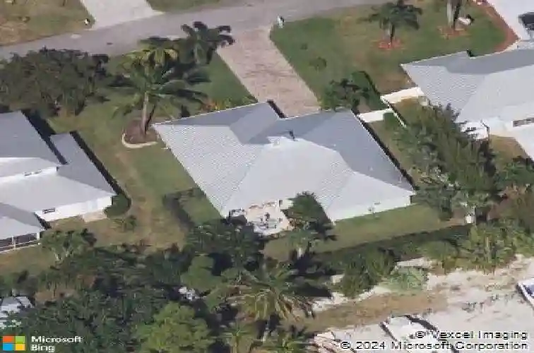 4586 se manatee ter, stuart,  FL 34997