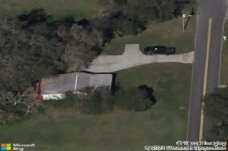 172 s virginia ave, center hill,  FL 33514