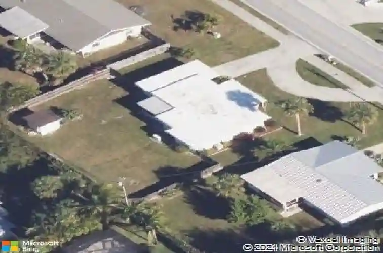 4274 ne skyline dr, jensen beach,  FL 34957