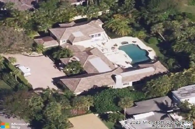 123 gomez rd, hobe sound,  FL 33455