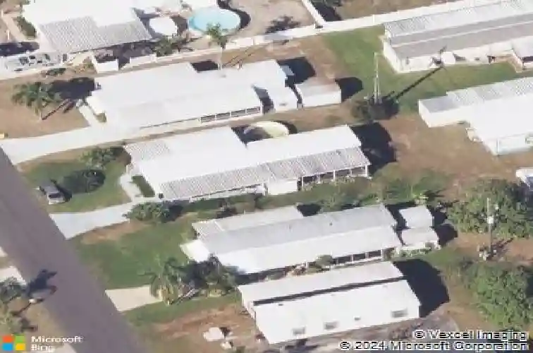 8301 se skylark ave, hobe sound,  FL 33455