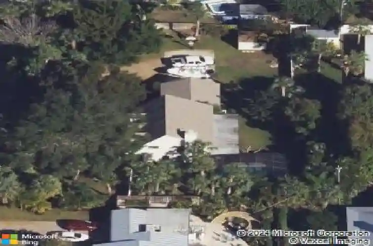 217 se oriole ave, stuart,  FL 34996