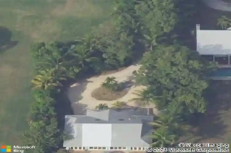 90 nw alice st, jensen beach,  FL 34957