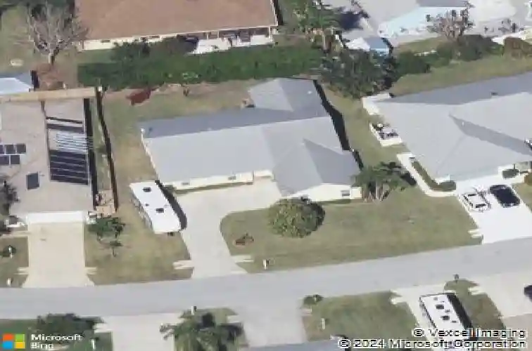 2004 ne acapulco dr, jensen beach,  FL 34957