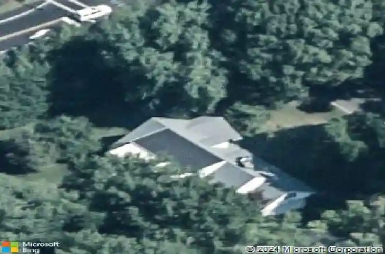 1202 old mill rd, reading,  PA 19610