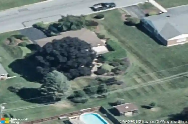 852 rhodora ave, reading,  PA 19605