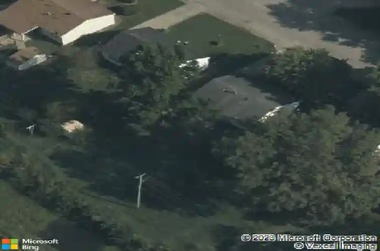 862 saint benedict dr, east saint louis,  IL 62206