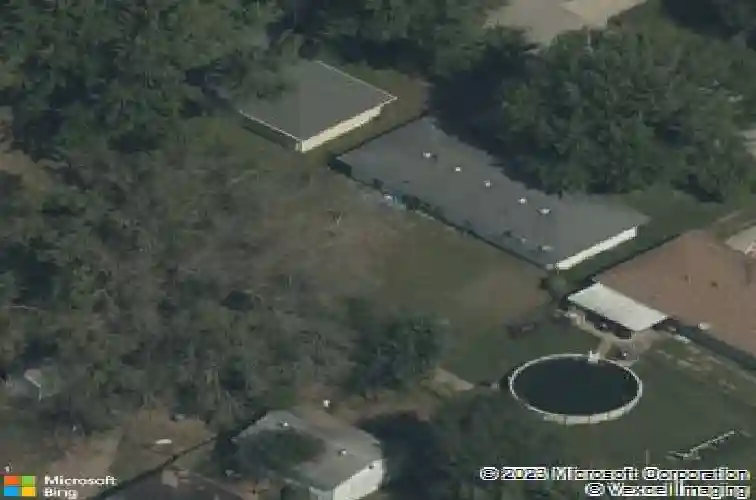  east saint louis,  IL 62206