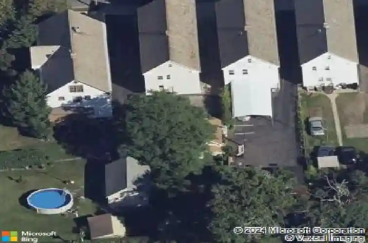 1305 4th ave, schenectady,  NY 12303