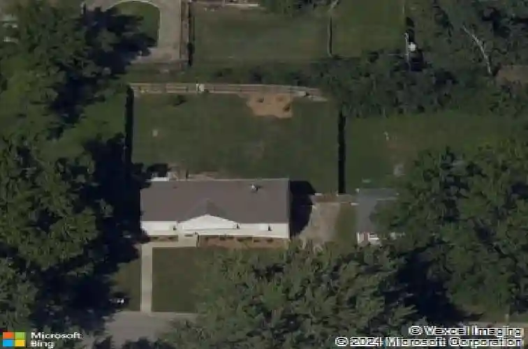 622 ne 43rd st, kansas city,  MO 64116