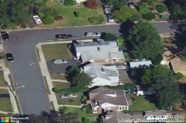 137 oakland, englewood,  NJ 07631